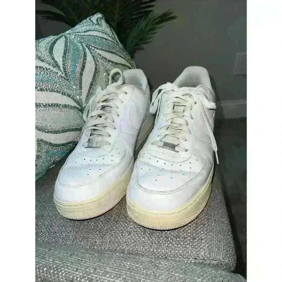 NIKE AIR FORCE 1 Low MENS TRIPLE WHITE Sneakers 315122-111 | Sz 13 - Picture 2 of 9